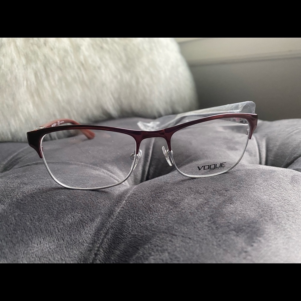 Frames with demo lenses